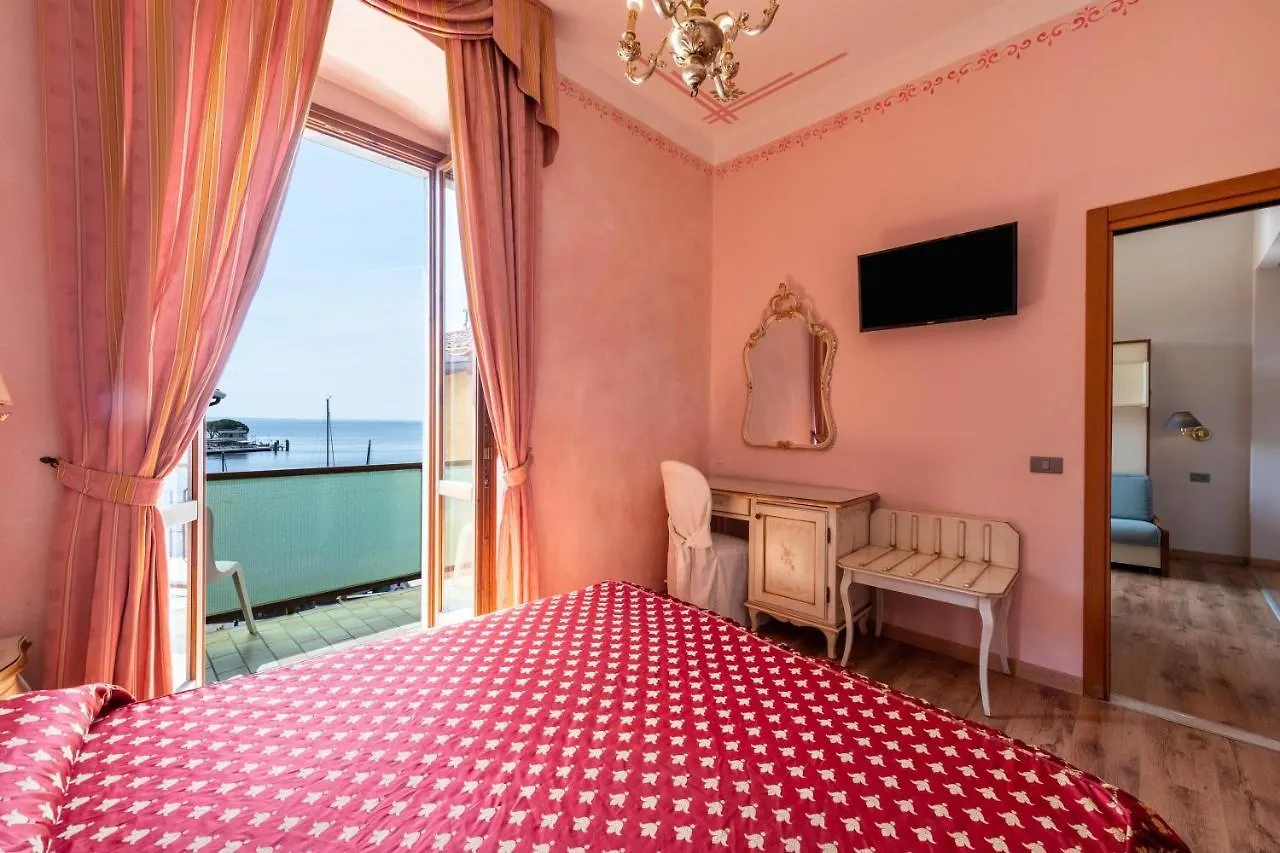 Lägenhetshotell Gardasol Romantic 1 Vista Lago Toscolano Maderno Italien