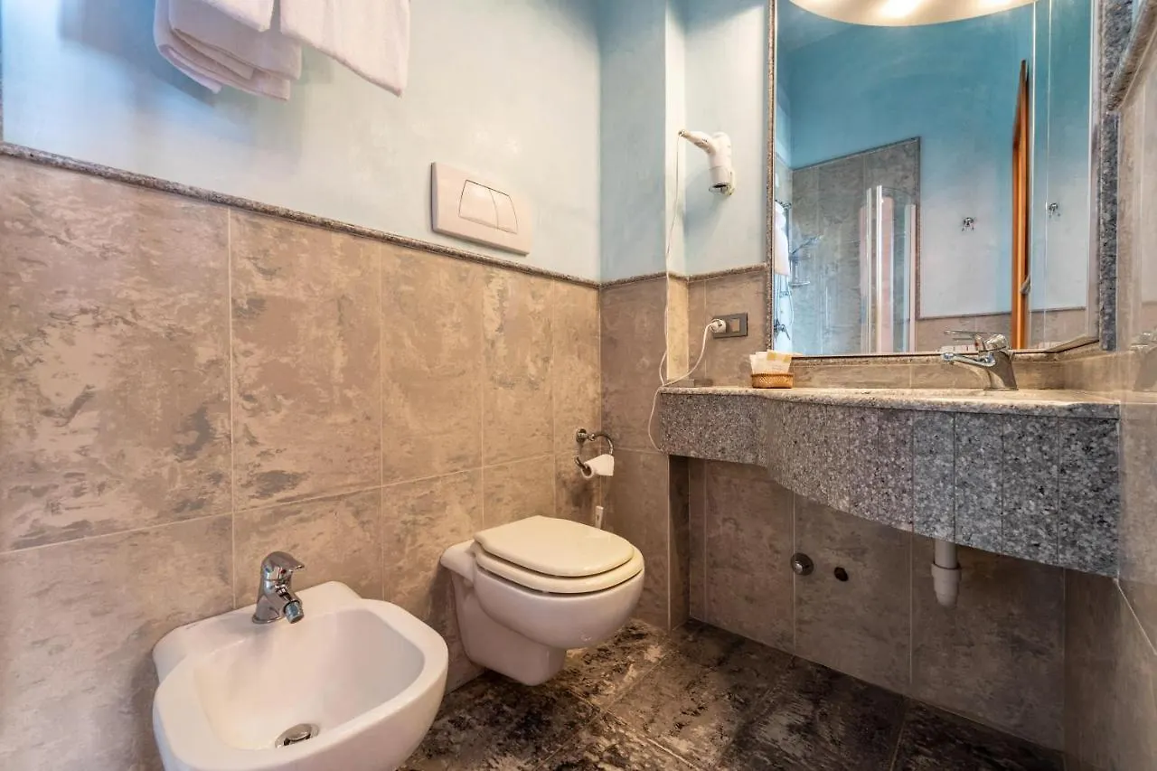 Gardasol Romantic 1 Vista Lago Toscolano Maderno 0*,  Italien